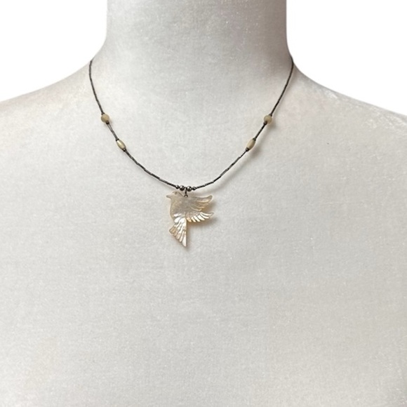 Jewelry - Vintage Native American Silver Tone Mother of Pearl Bird Pendant
